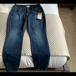Cabi “Cinch Skinny” Jeans